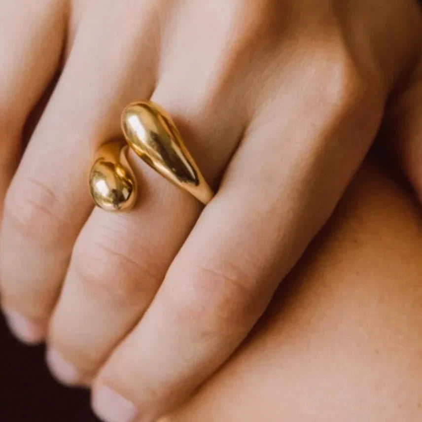 Pure Curve Stainless Steel Ring Women's Fashion Jewelry